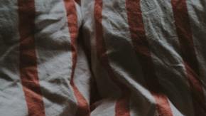 irte a la cama con ropa de cale
