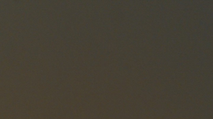 Si te despiertas a medianoche, la recomendación es seguir acostada. / Foto: Tira Chardz - Freepik.