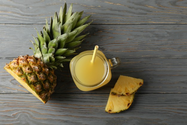 té de piña con canela