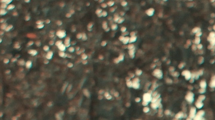 Invítala a un lugar que les llene de buenos recuerdos. / Foto: Sam Ríos - Unsplash.