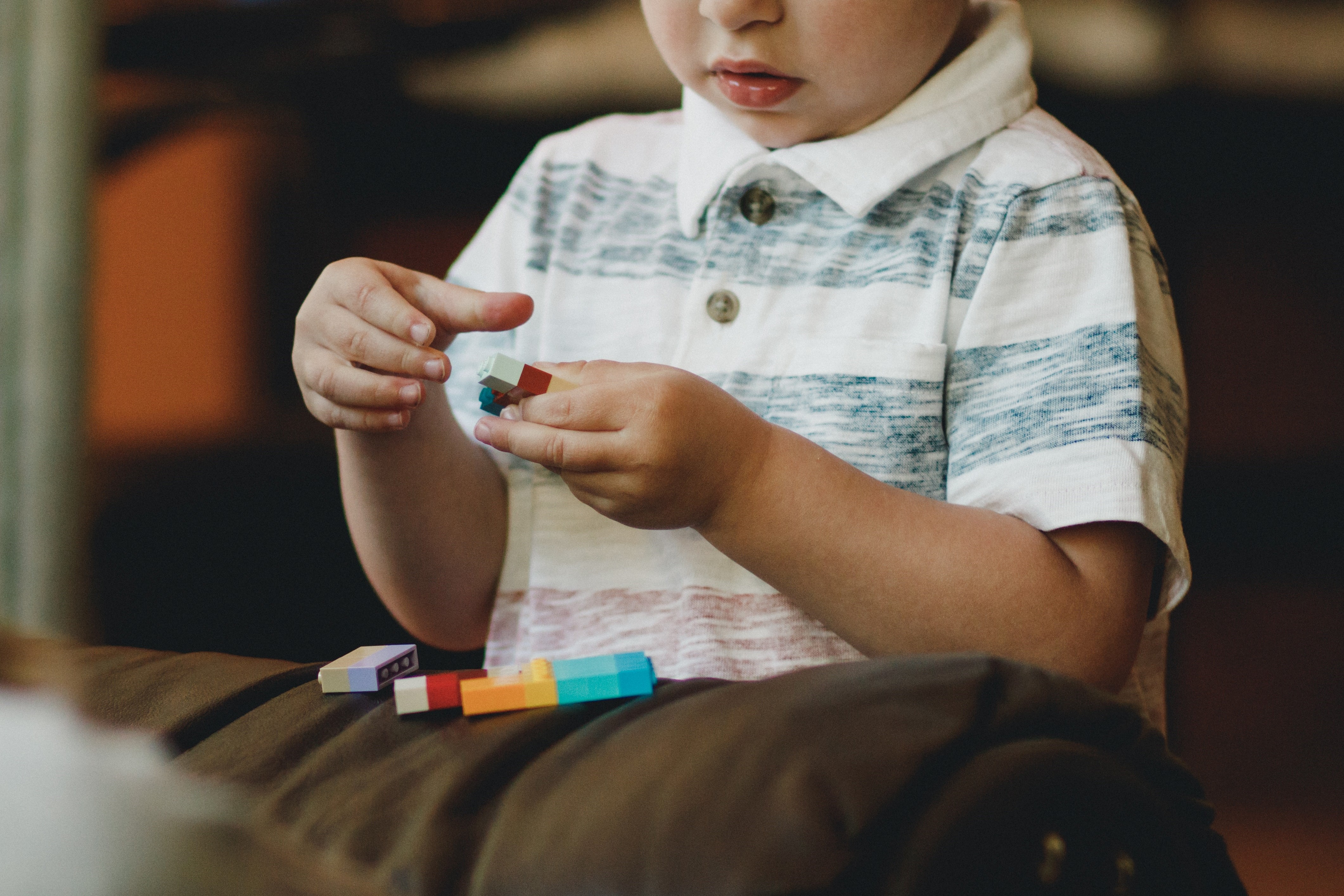 Los niños con autismo pueden presentar un retraso significativo en el habla.