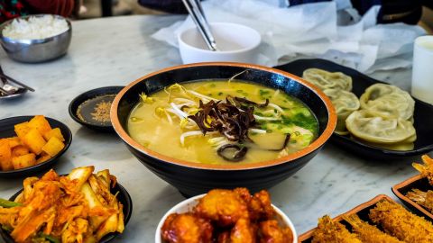 Las sopas forman parte de la rica dieta coreana. / Foto: Elle Morre - Unsplash.