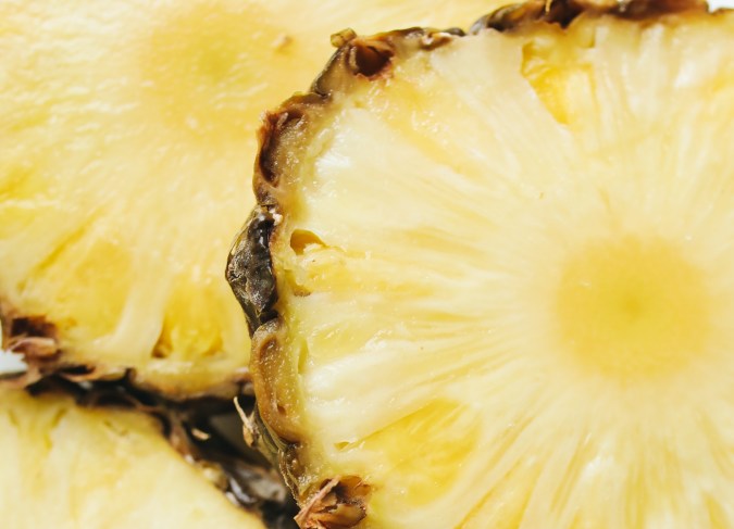 jugo verde de toronja y piña