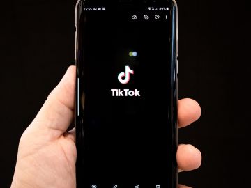 TikTok habilitó la función de subtítulos
