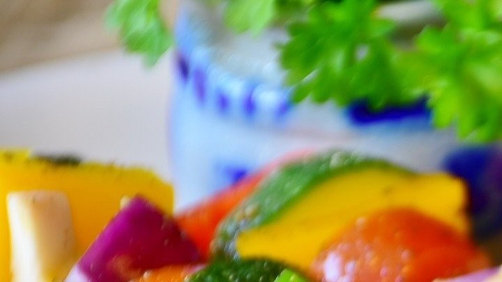 Cómo ayuda a bajar de peso comer dos porciones de verduras al día según un dietista