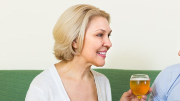 me siento atraída por hombres menores