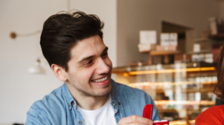 signos del zodiaco que temen al compromiso