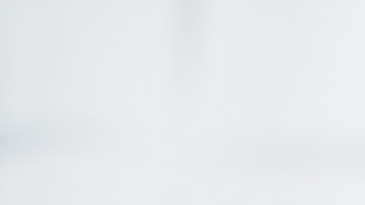 mujer paciente con su médica