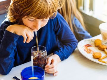bebidas azucaradas niños función cerebral, Estar Mejor