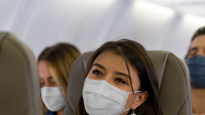 ómicron pasajeros de avión, Estar Mejor