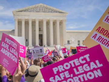 Las mujeres estadounidenses nunca han cesado sus manifestaciones para que las leyes contra el aborto sean anuladas o modificadas.