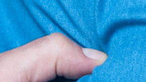 hombres en países individualistas