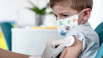vacunar a tu hijo menor de 5 años contra el COVID