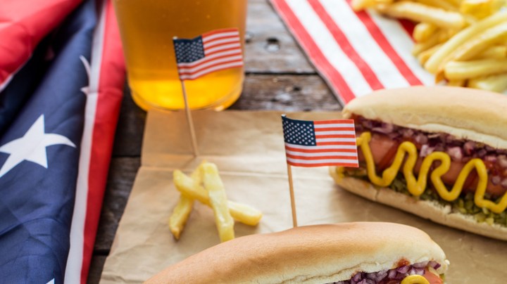 Cuántos hot dogs deberías comer