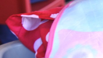 Los investigadores especificaron que las mañanas y las tardes en particular son momentos en los que los niños pueden ser más vulnerables a las emociones negativas y luego tomar malas decisiones alimentarias.