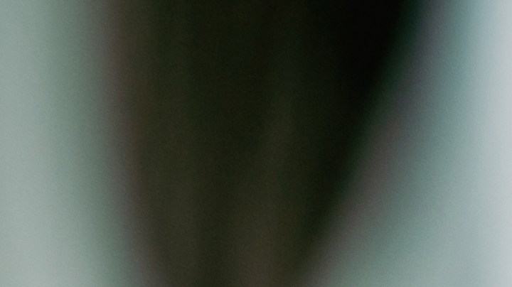 Qué pasa si la prueba de COVID arroja una línea positiva débil