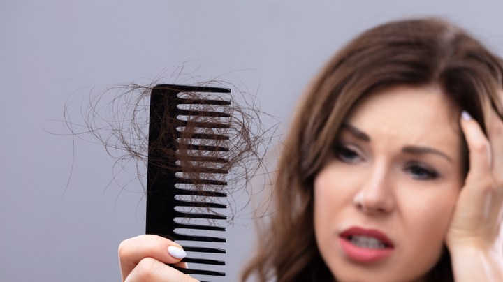 Caída del cabello alimentos