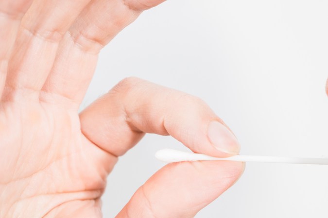 no deberías usar cotonetes