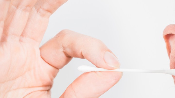 no deberías usar cotonetes