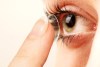 los lentes de contacto inteligentes que detectan el cáncer