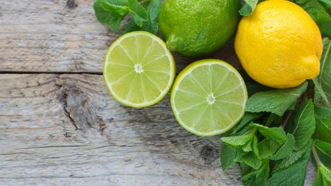 Cómo funciona el truco del limón congelado para bajar de peso