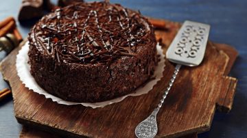 Cómo hacer una torta de chocolate sin azúcar