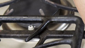 limpiar el tope y los quemadores de la cocina a gas sin químicos