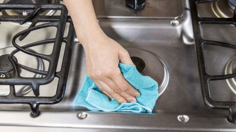 limpiar el tope y los quemadores de la cocina a gas sin químicos