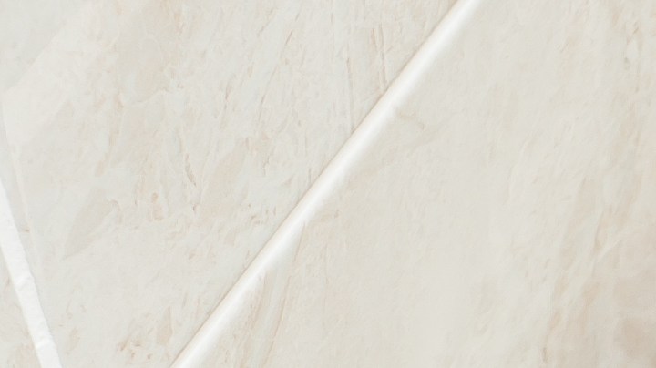 Cómo limpiar el tanque del inodoro