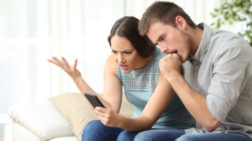 Qué debes hacer si descubres a tu novio viendo pornografía