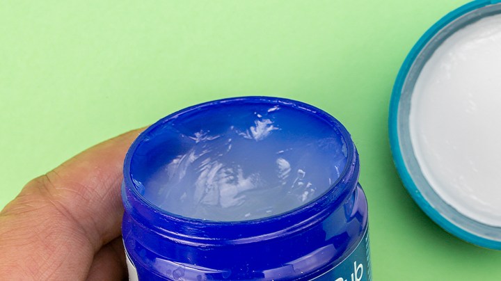 Vicks Vaporub descongestionar