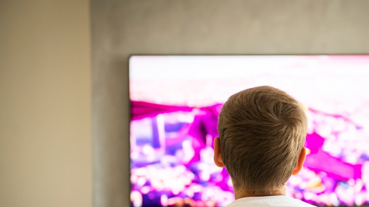 demasiada televisión es más propenso a adicciones