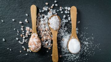 Qué tipo de sal es la más saludable cuando vas a cocinar