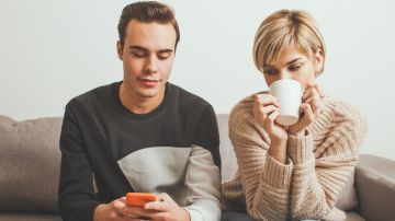 Cómo funciona los "celos románticos" para detectar una infidelidad