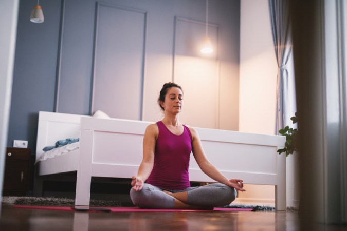 insomnio yoga antes de ir a la cama