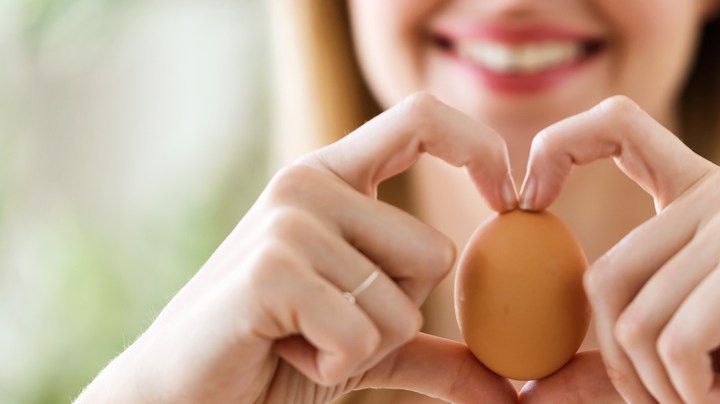 huevos coágulos de sangre