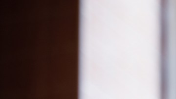 La razón por la que deberías lavarte la cara por la noche