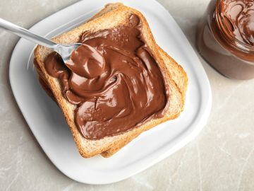 Cómo hacer tu propia crema de cacao saludable y en solo 10 minutos