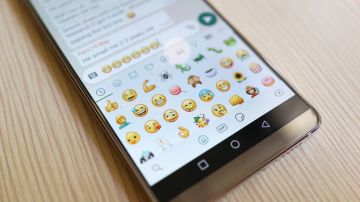Cuáles son los errores que entorpecen un chat con tu pareja al usar emojis