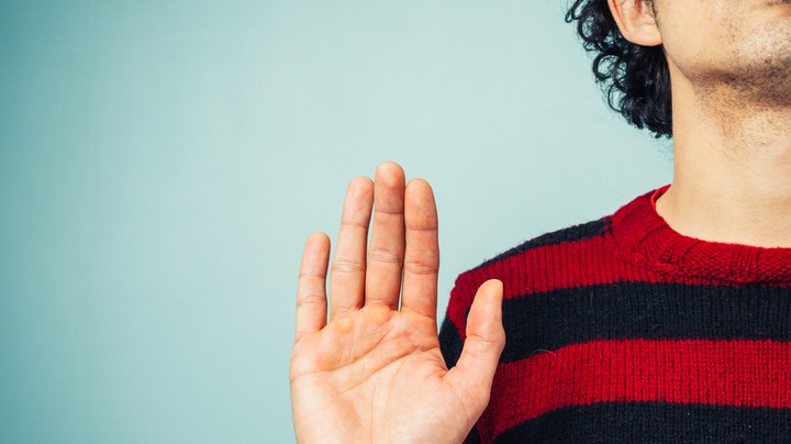 mano derecha para saber si tu pareja lo tiene grande