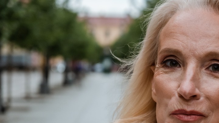 mujeres deberían salir con hombres más jóvenes