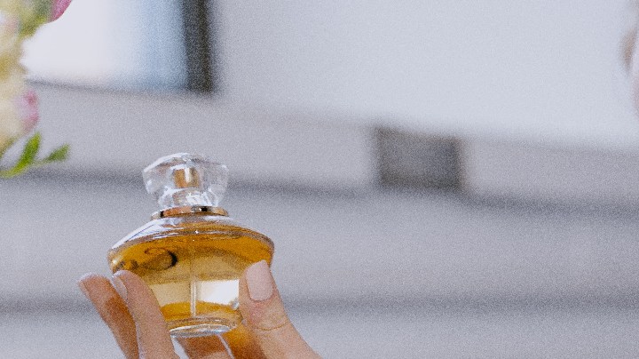 no deberías ponerte perfume