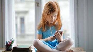 adicción al teléfono y a redes sociales hijo