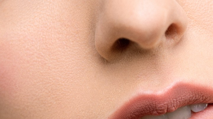 arrancarte la piel de los labios