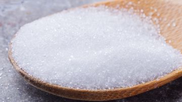 La diferencia en salud entre el azúcar blanca y azúcar morena.