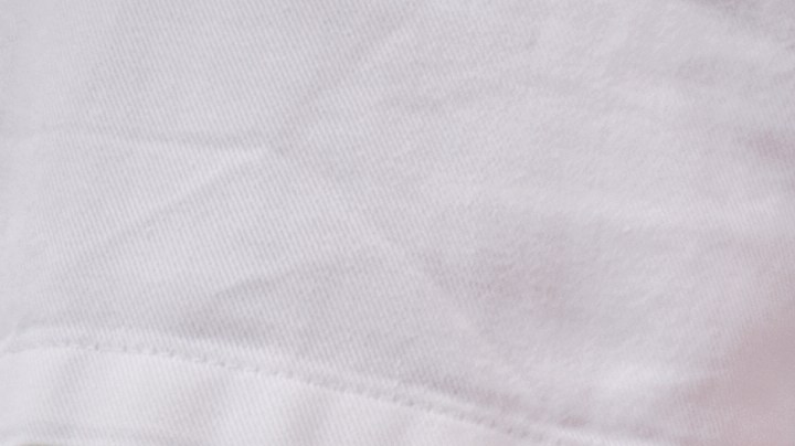 Cuán peligroso es que el cordón umbilical de tu bebé esté enredado en su cuello.