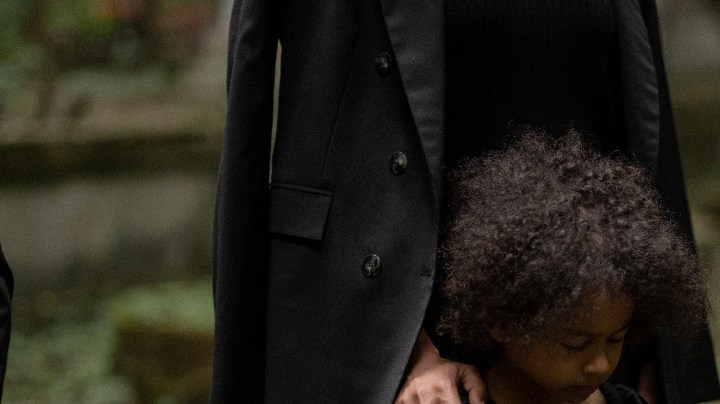 Perder a uno de los padres durante la infancia