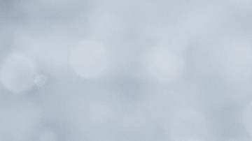 Cómo funciona el truco del globo en el desagüe para eliminar malos olores del baño.