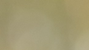 La razón por la que duele más que te sean infiel con alguien más joven que tú.