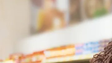 Los alimentos que nunca debes comprar en un supermercado.